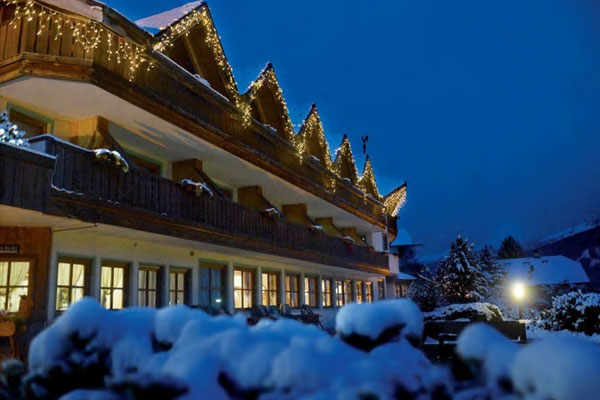 Park Hotel Bellacosta - www.parkhotelbellacosta.net - Tel: 0462231154