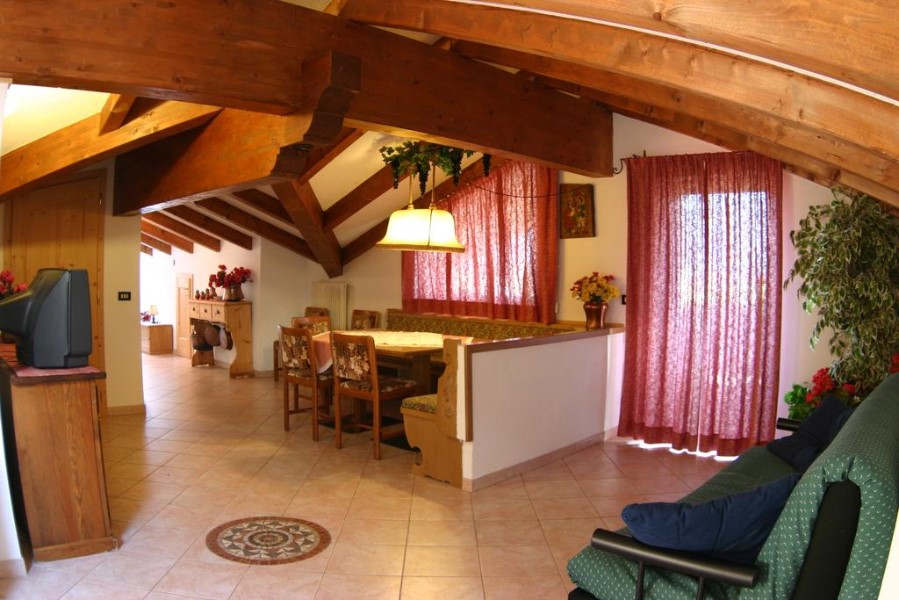 Appartamenti Villa Mirabell - Cavalese - Loc Marco - Val di Fiemme Trentino